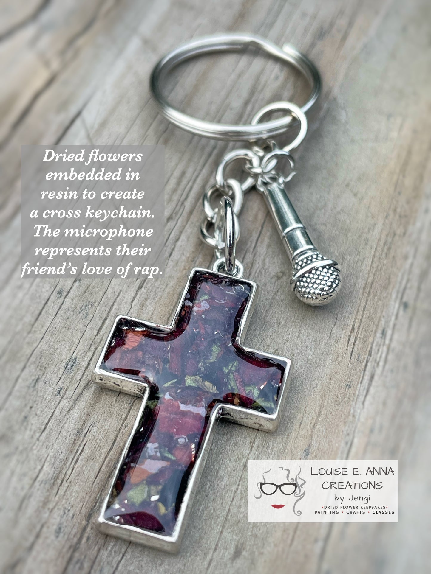Custom Dried Flower Cross Keychain – Memorial Keepsake